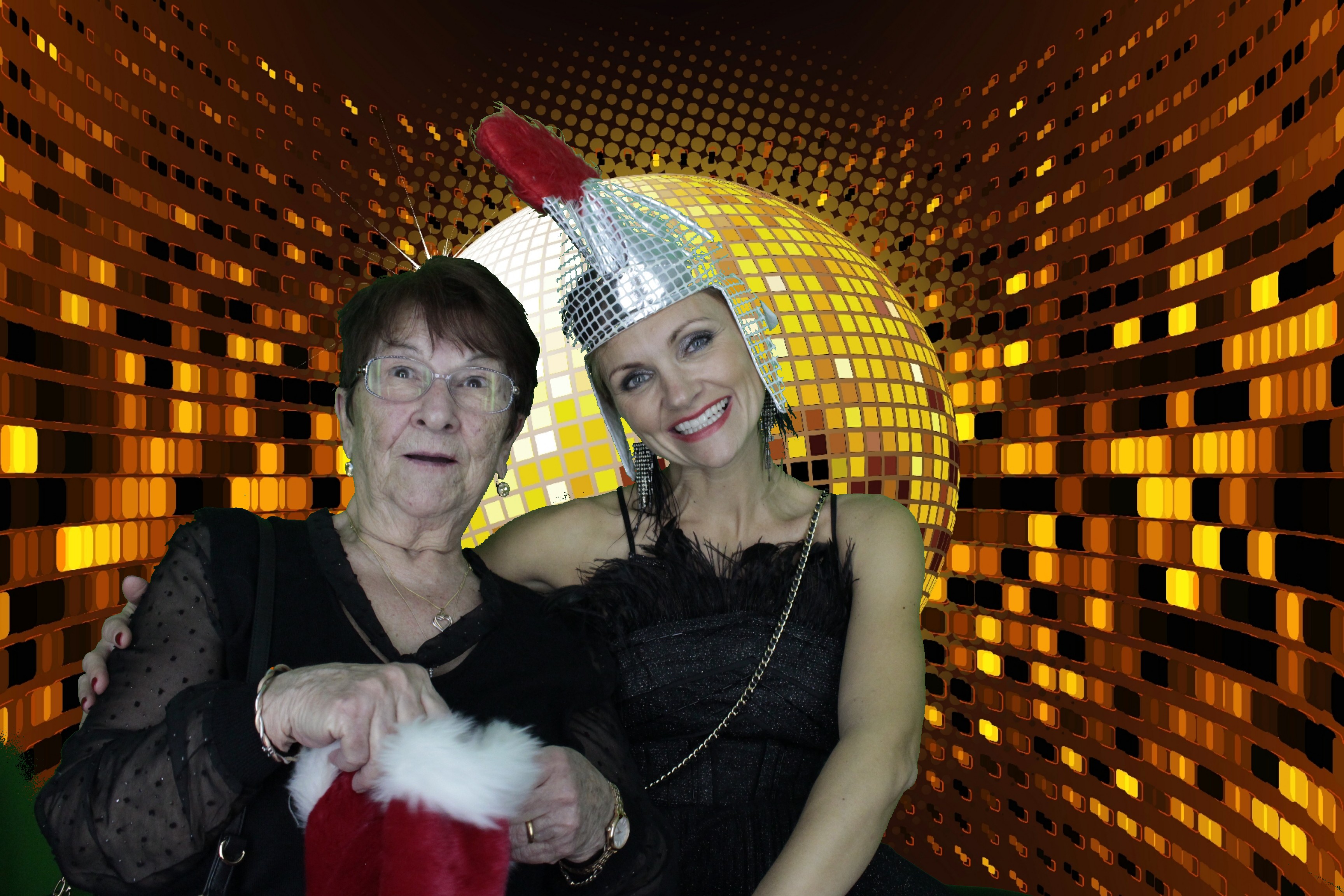 Christine's 60th Birthday | View more photos from the event at gallery.myphotoboothexperience.co.uk/u/MyPhotoBoothExperienceLtd/Christines-60th-Birthday